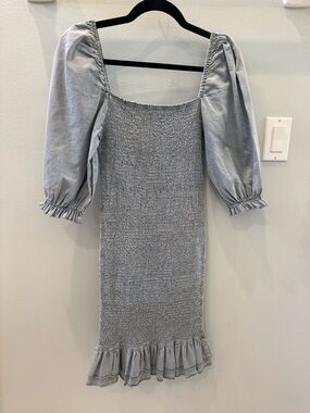 tea n rose Light Blue Smocked Puff-Sleeve Midi Dress